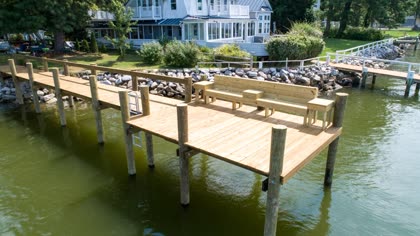 Randy's Pier & Seawall